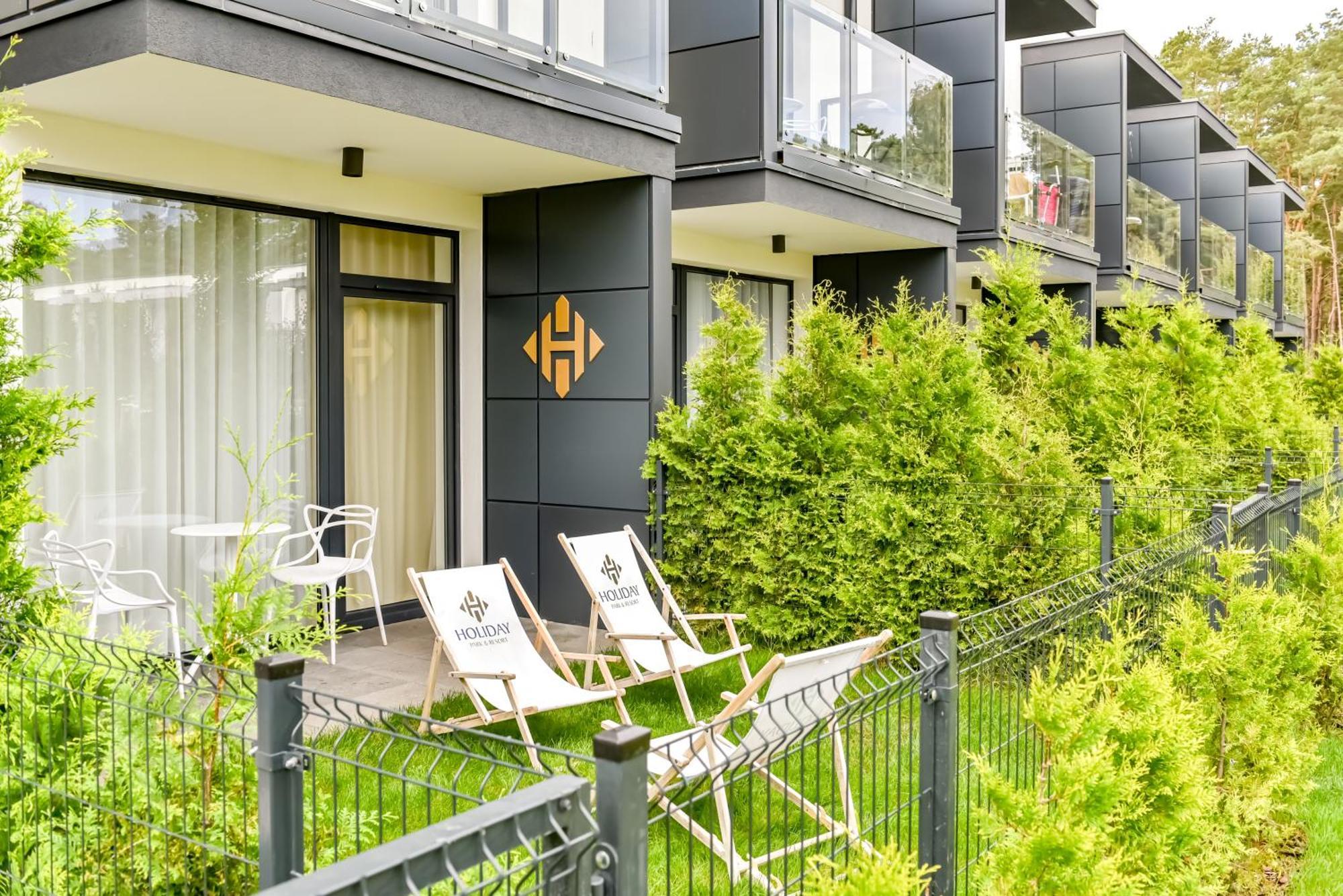 Holiday Park & Resort Pobierowo Exterior photo